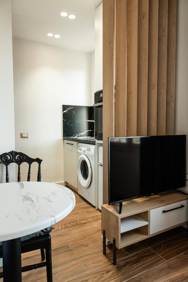 Cozy And Chic Studio Apartment 地拉那 外观 照片